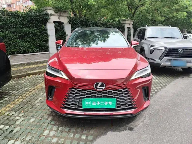 Lexus RX — Фото автомобиля 2