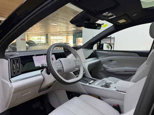 BYD Song Ultra — Фото автомобиля 5
