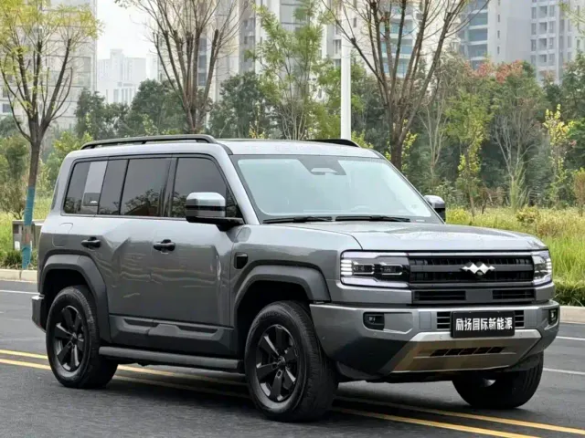 BYD FangChengBao Leopard 5 — Фото автомобиля 3