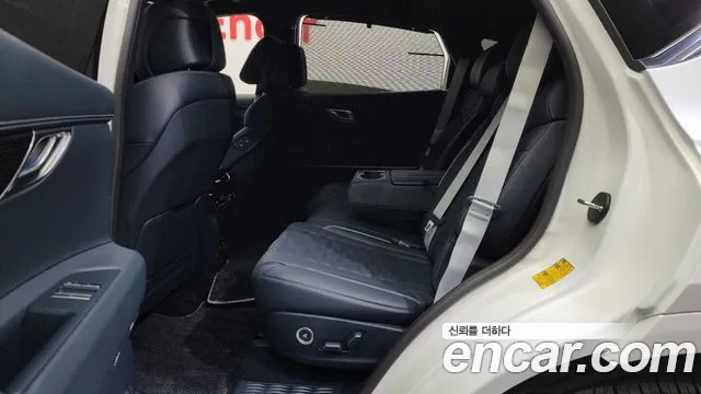 Genesis GV80 — Фото автомобиля 11