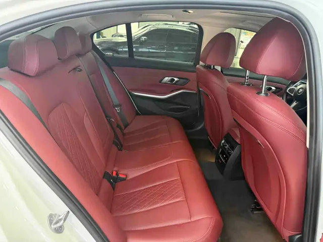 BMW 3 Series — Фото автомобиля 16