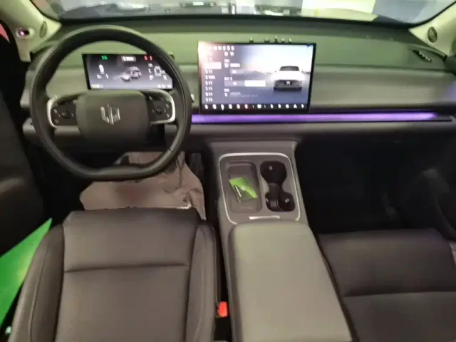 Leapmotor C10 — Фото автомобиля 9