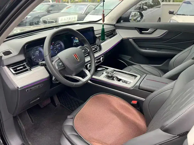Hongqi HS5 — Фото автомобиля 5