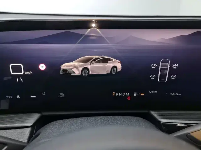 Buick LaCrosse — Фото автомобиля 11