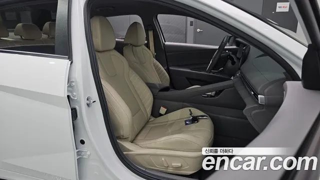Hyundai Avante CN7 — Фото автомобиля 26