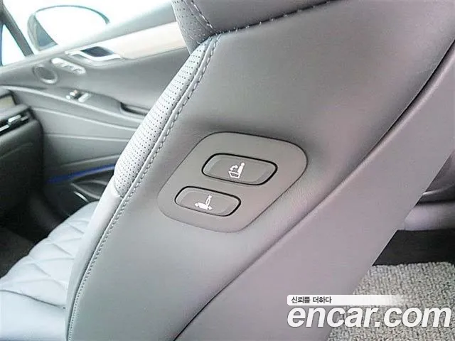 Genesis G80 RG3 — Фото автомобиля 15