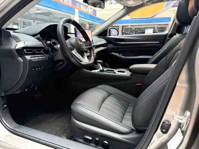 Nissan Teana — Фото автомобиля 8
