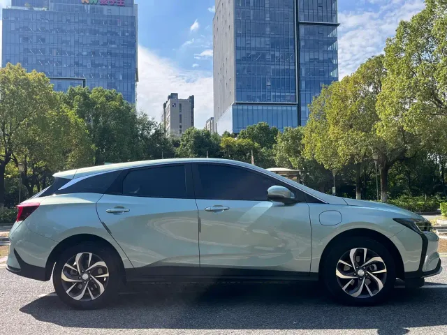 Buick Velite 6 — Фото автомобиля 7
