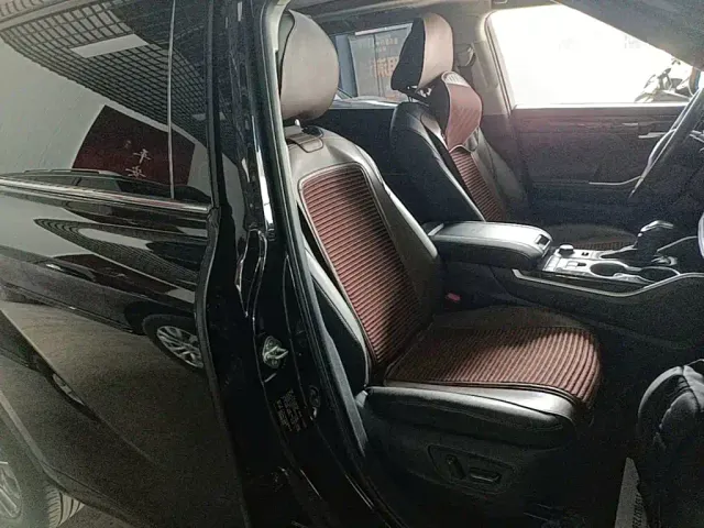 Toyota Highlander — Фото автомобиля 24