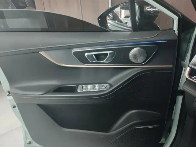 Chery Omoda 5 — Фото автомобиля 7