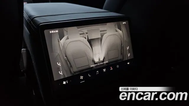 Tesla Model Y — Фото автомобиля 20