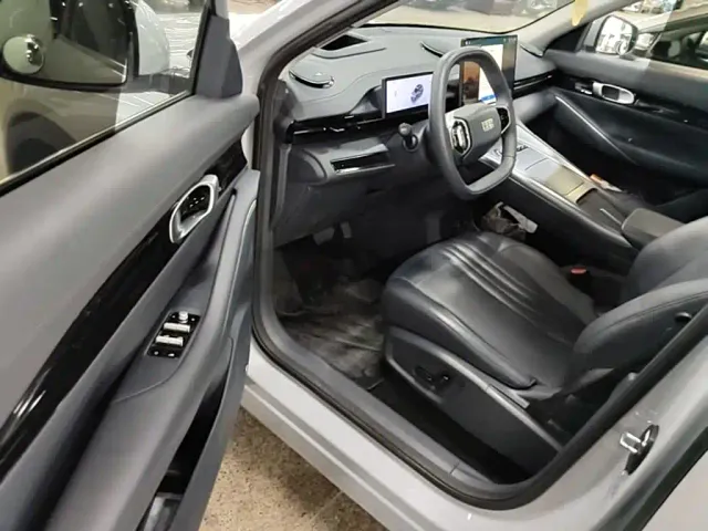 Geely Galaxy E5 — Фото автомобиля 15