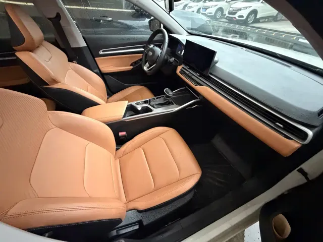 Geely Emgrand — Фото автомобиля 5