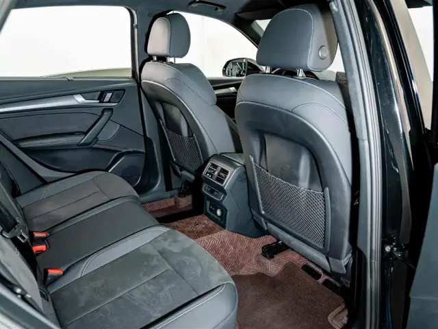 Audi Q5L Sportback — Фото автомобиля 22