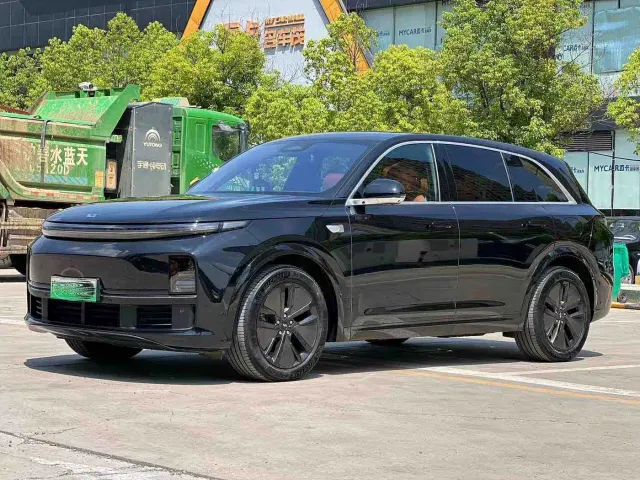 Фотография автомобиля — Li Auto L7