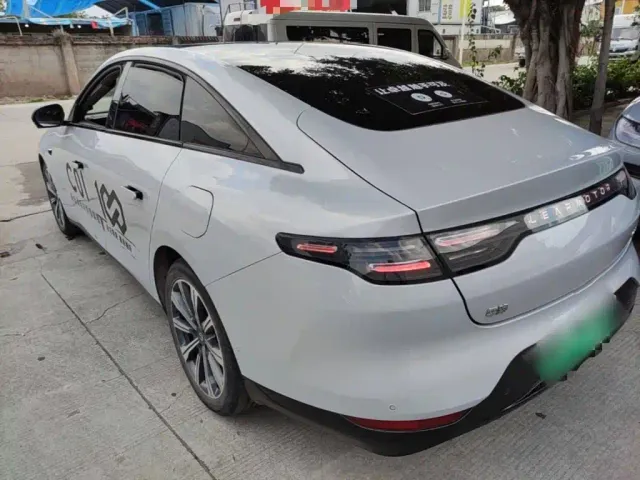 Leapmotor C01 — Фото автомобиля 22
