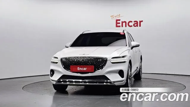 Genesis GV70 2.5T Бензин 2WD — Фото автомобиля 3