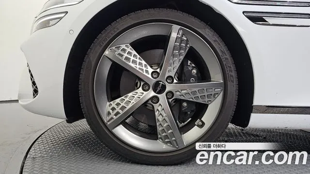 Genesis G80 RG3 — Фото автомобиля 5