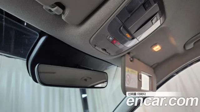 Kia Niro — Фото автомобиля 28