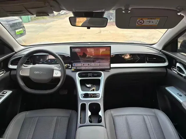 Geely Starry Wish — Фото автомобиля 6