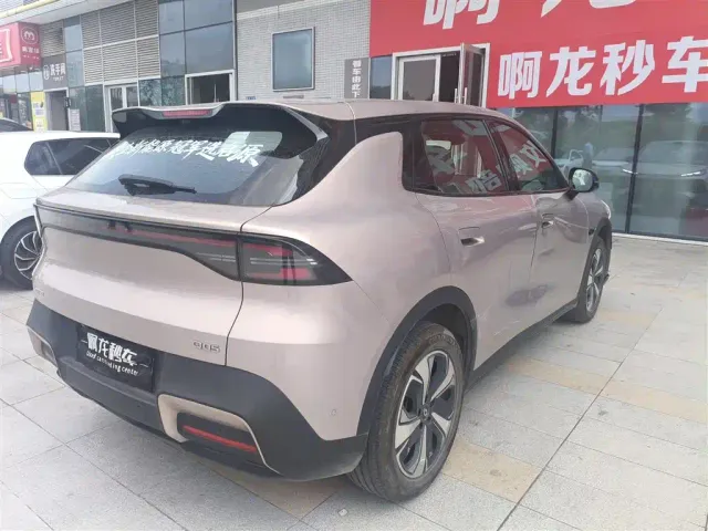 Changan Qiyuan Q05 — Фото автомобиля 6