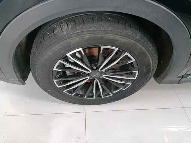 Jetour X70 Plus — Фото автомобиля 22