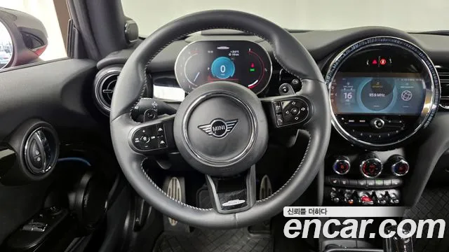 Mini Cooper — Фото автомобиля 13