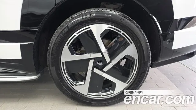 Hyundai Ioniq 9 — Фото автомобиля 21