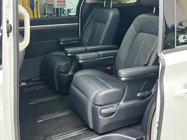 GAC Trumpchi M8 — Фото автомобиля 19
