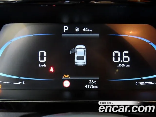Hyundai Avante CN7 — Фото автомобиля 8
