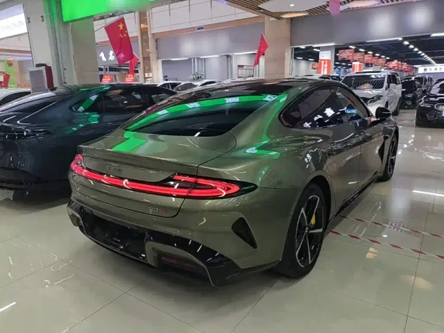 Xiaomi SU7 — Фото автомобиля 6