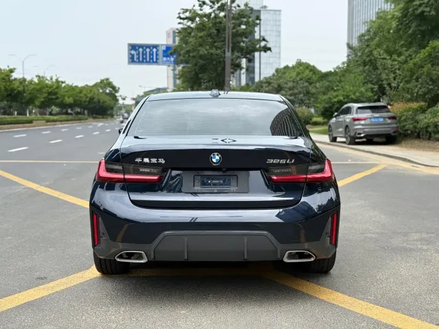 BMW 3 Series — Фото автомобиля 6