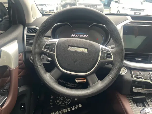 Haval H9 — Фото автомобиля 9