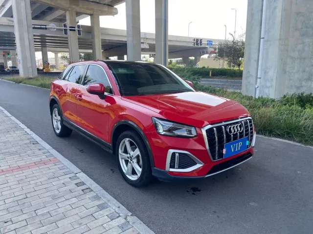Audi Q2L — Фото автомобиля 4