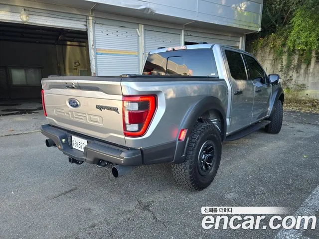 Ford F150 — Фото автомобиля 5