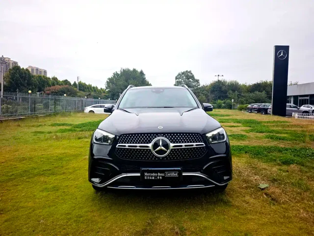 Mercedes-Benz GLE-Class — Фото автомобиля 2