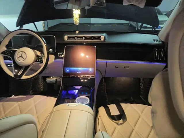 Mercedes-Benz Maybach S-Class — Фото автомобиля 12
