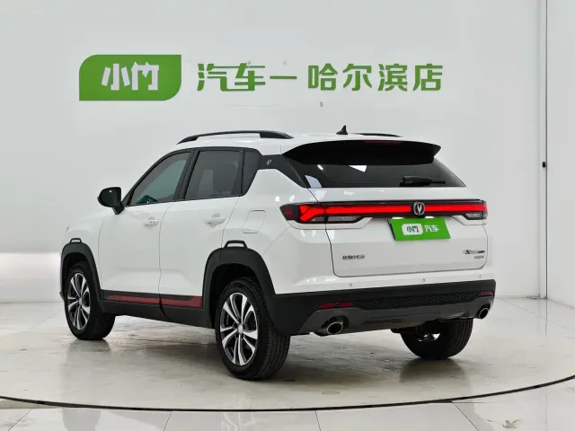 Changan CS35 Plus — Фото автомобиля 5