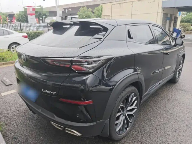 Changan UNI-T — Фото автомобиля 6