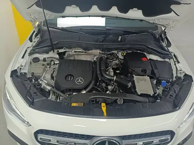 Mercedes-Benz GLA-Class — Фото автомобиля 19