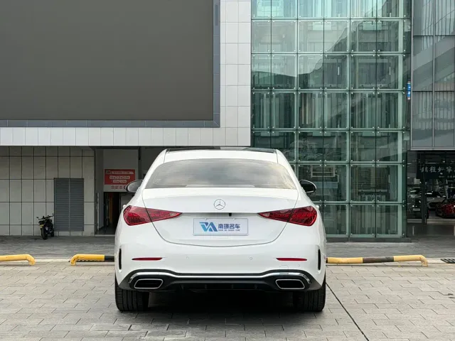 Mercedes-Benz C-Class — Фото автомобиля 4