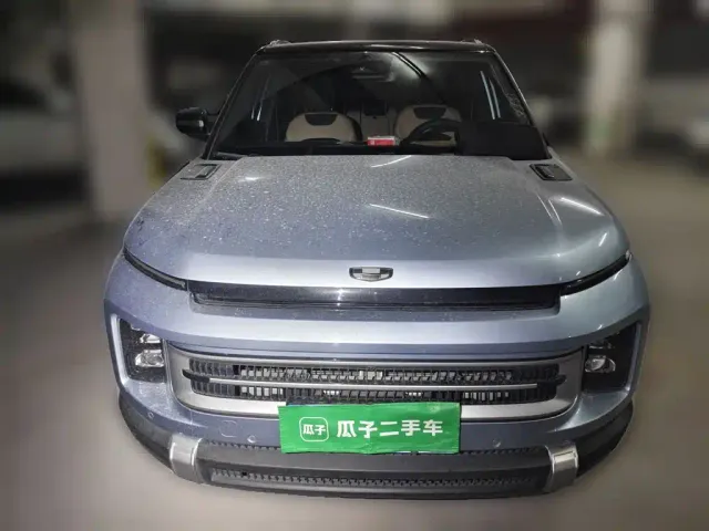 Geely ICON — Фото автомобиля 2