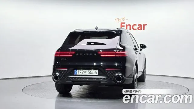 Genesis GV70 — Фото автомобиля 4