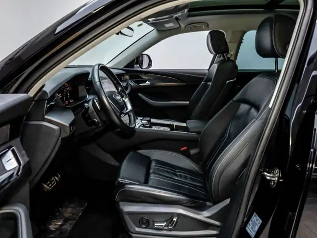 Audi Q6 — Фото автомобиля 9