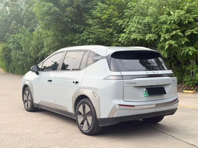 GAC Aion Y — Фото автомобиля 6
