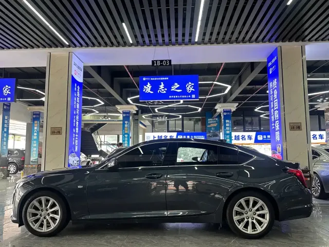 Cadillac CT5 — Фото автомобиля 5