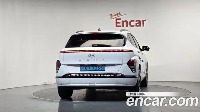 Hyundai Kona SX2 — Фото автомобиля 4