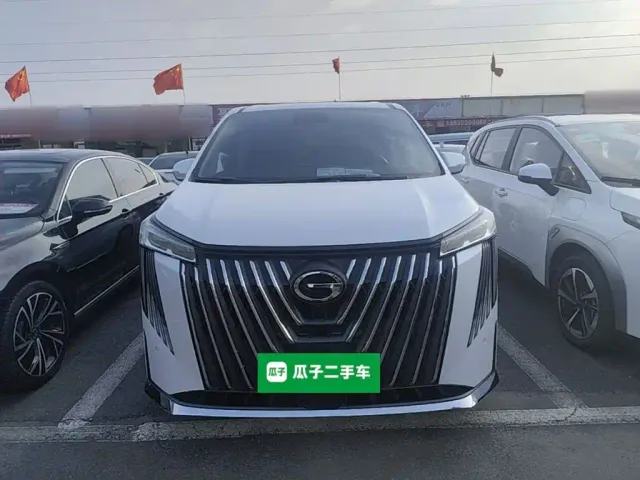 GAC Trumpchi M8 — Фото автомобиля 2