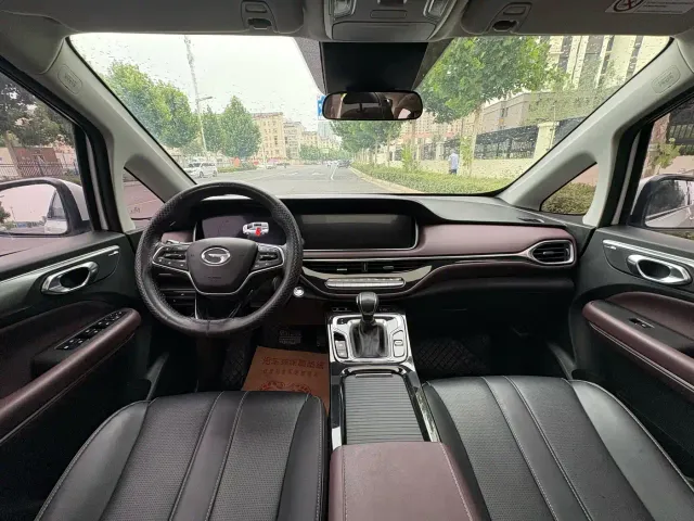 GAC Trumpchi M6 — Фото автомобиля 5