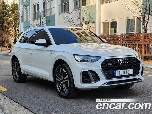 Audi Q5 45 TFSI quattro Premium — Фото автомобиля 3